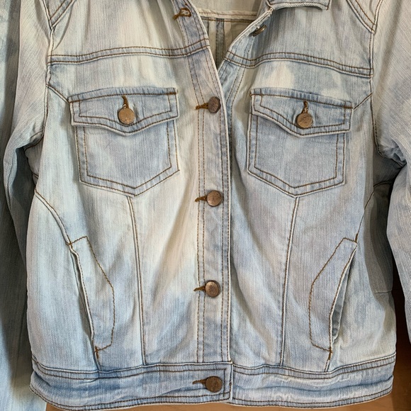 Hinge S Light Bleach Wash Denim Jean Jacket - Picture 3 of 8